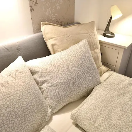 Apartamento Cosy Flat In Rottenbiller Str,chocolate *